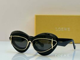 Picture of Loewe Sunglasses _SKUfw55533172fw